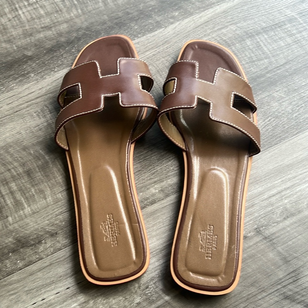 Orans “like” Slide sandals